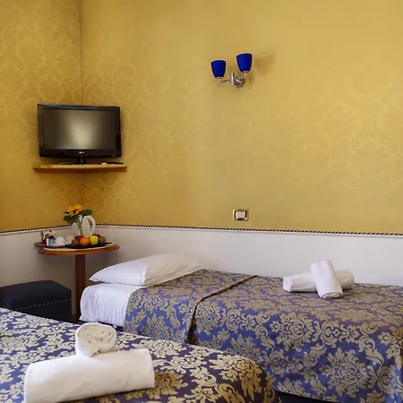 Ih Piazza Di Spagna View - Luxury Gasthof