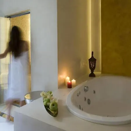 Ih Piazza Di Spagna View - Luxury 3* Roma