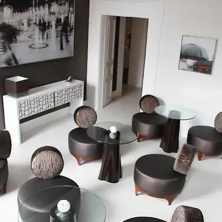 Ih Piazza Di Spagna View - Luxury 3* Rom